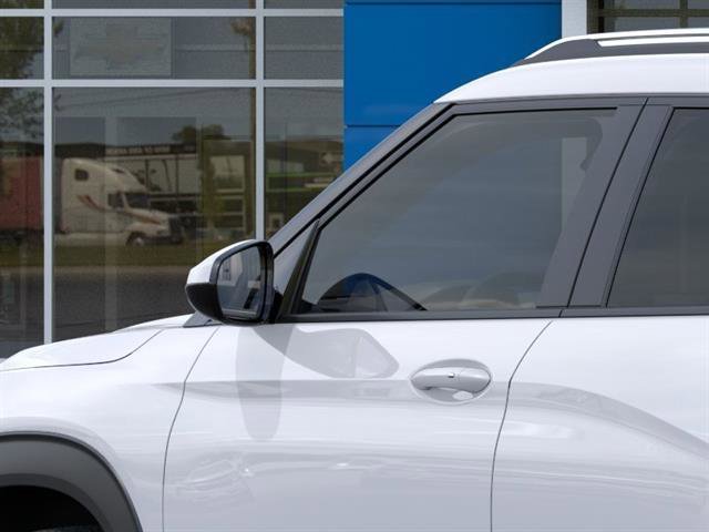 Used 2024 Chevrolet TrailBlazer LT w/ LT Cold Weather Package AWD/4WD image 12