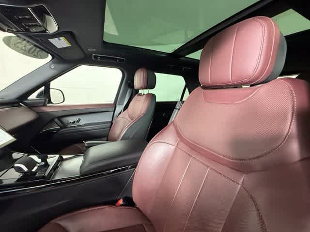 Used 2025 Land Rover Range Rover Sport Dynamic SE AWD/4WD image 16