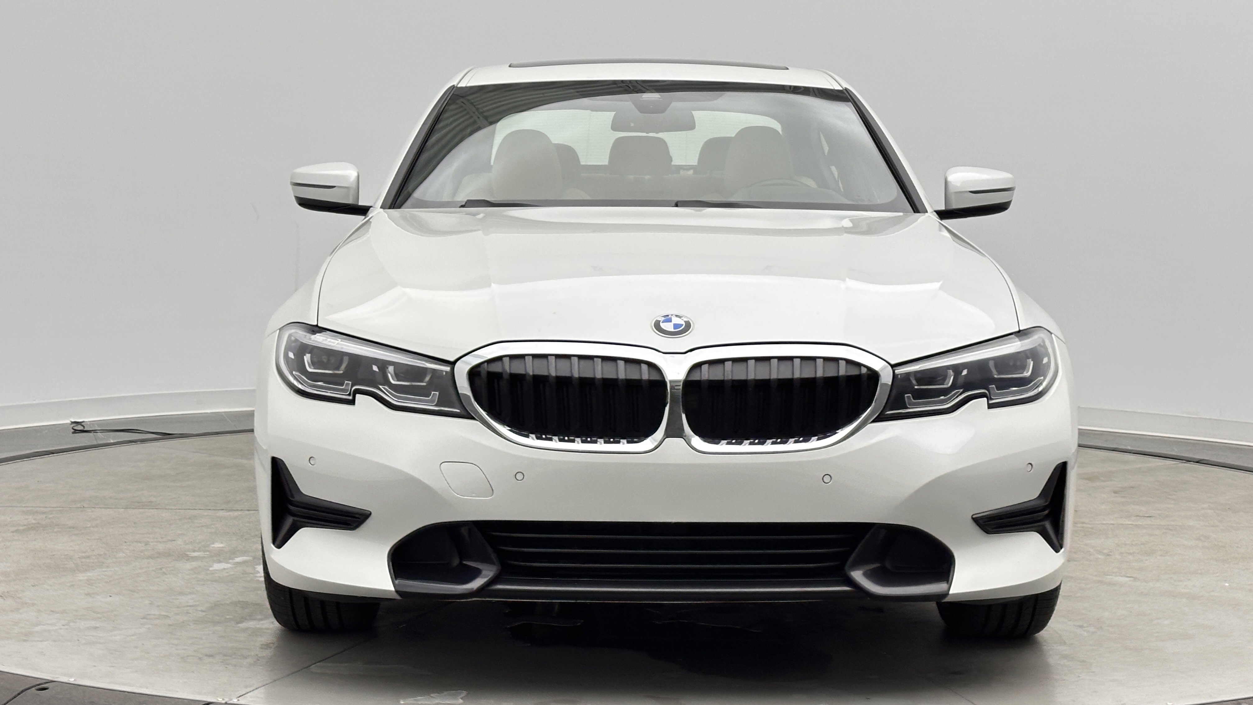 Used 2021 BMW 330e w/ Premium Package image 2