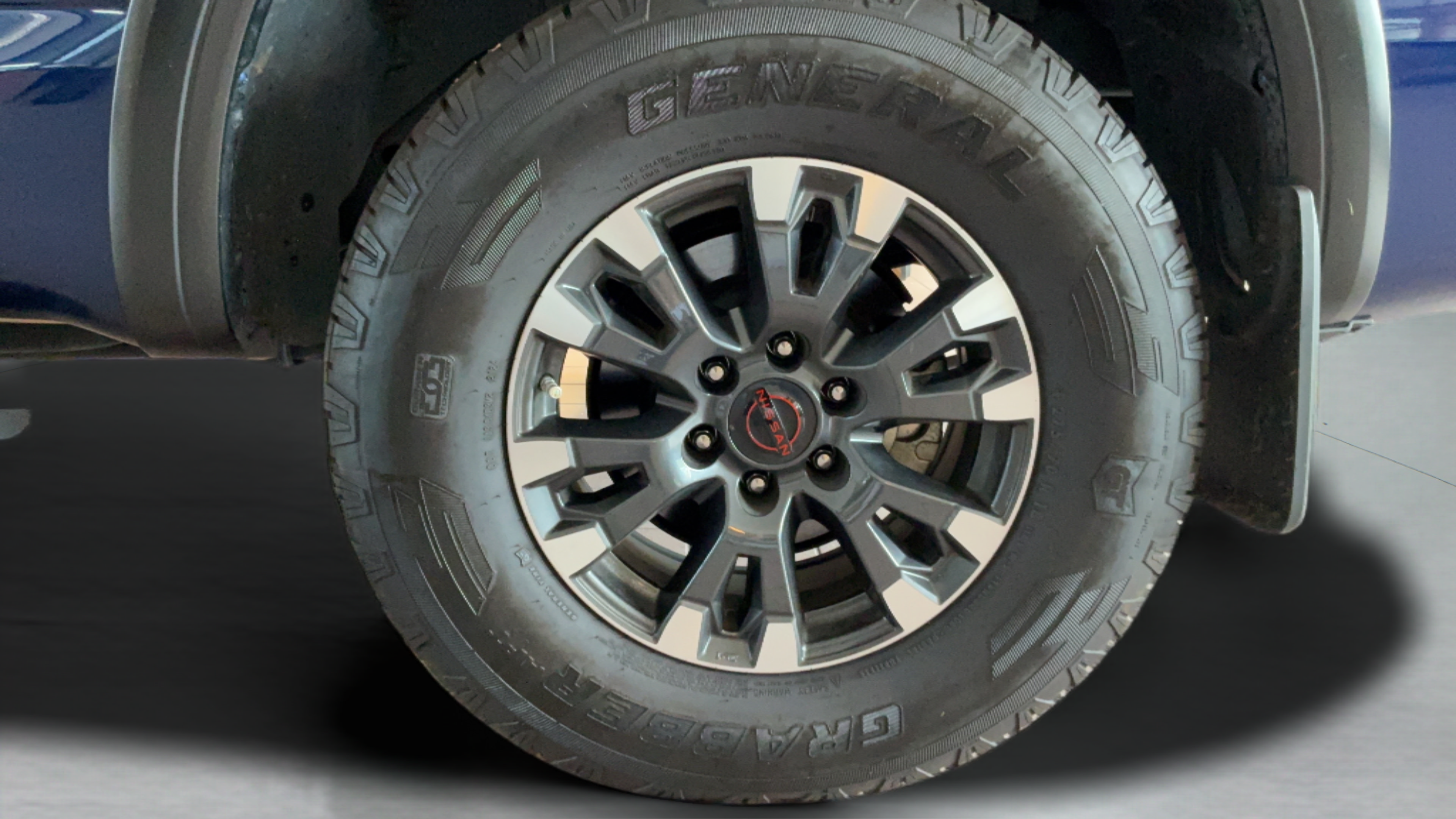 Used 2024 Nissan Titan PRO-4X w/ Pro-4x Convenience Package AWD/4WD image 43