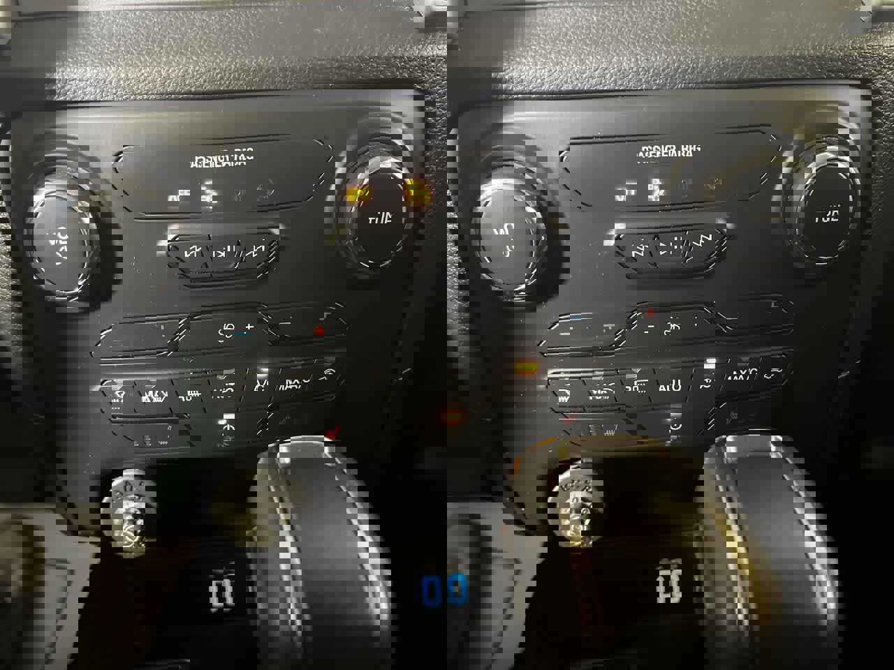 Used 2020 Ford Ranger XLT w/ Equipment Group 302A Luxury image 21