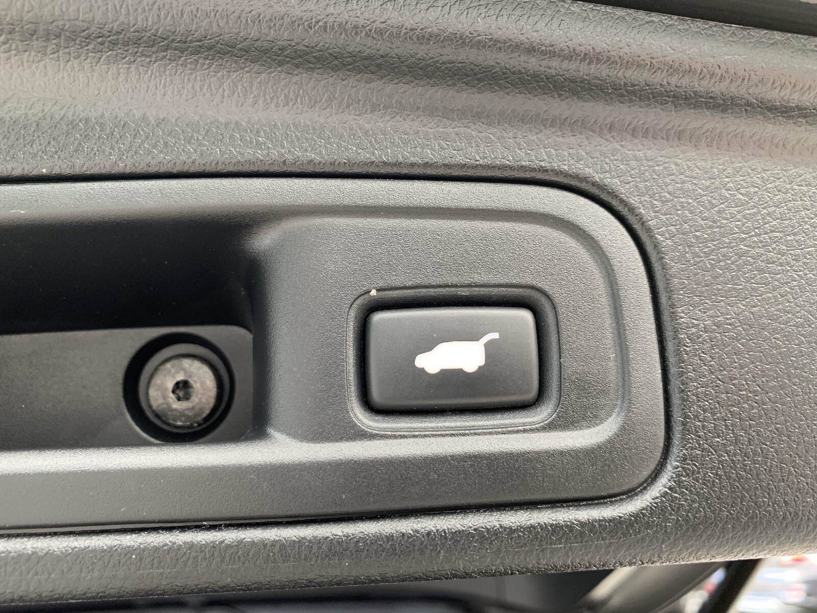 Used 2016 Honda Pilot Elite image 54
