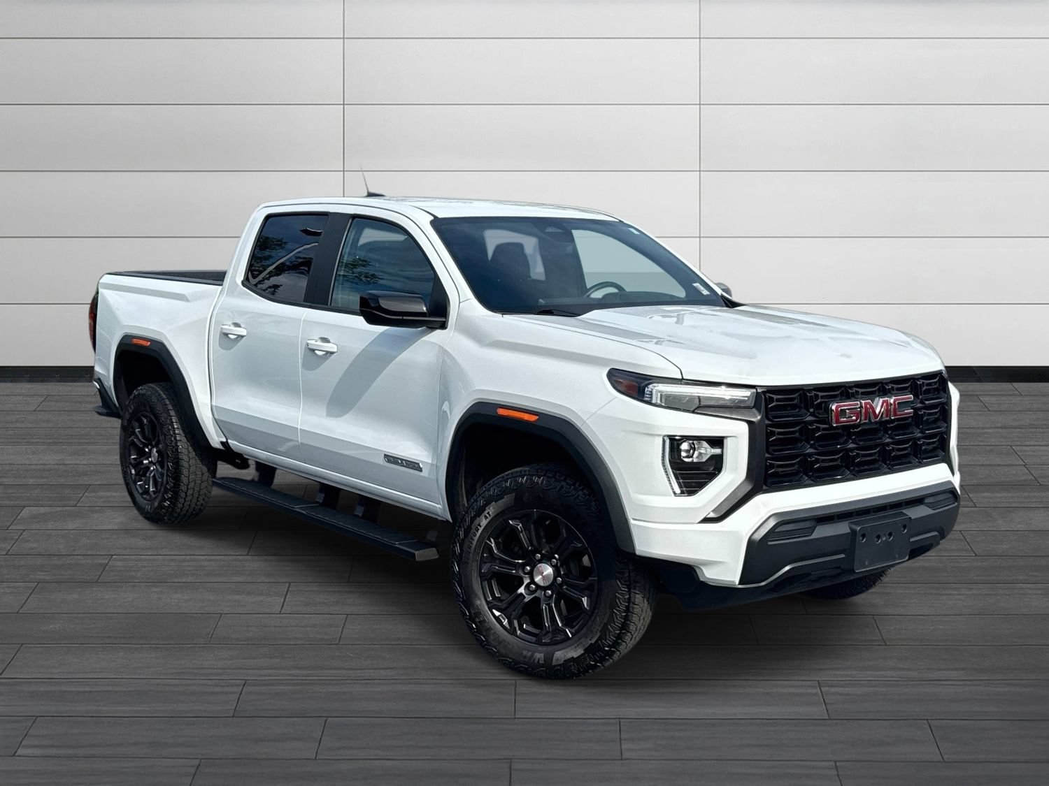 Used 2024 GMC Canyon Elevation RWD image 2