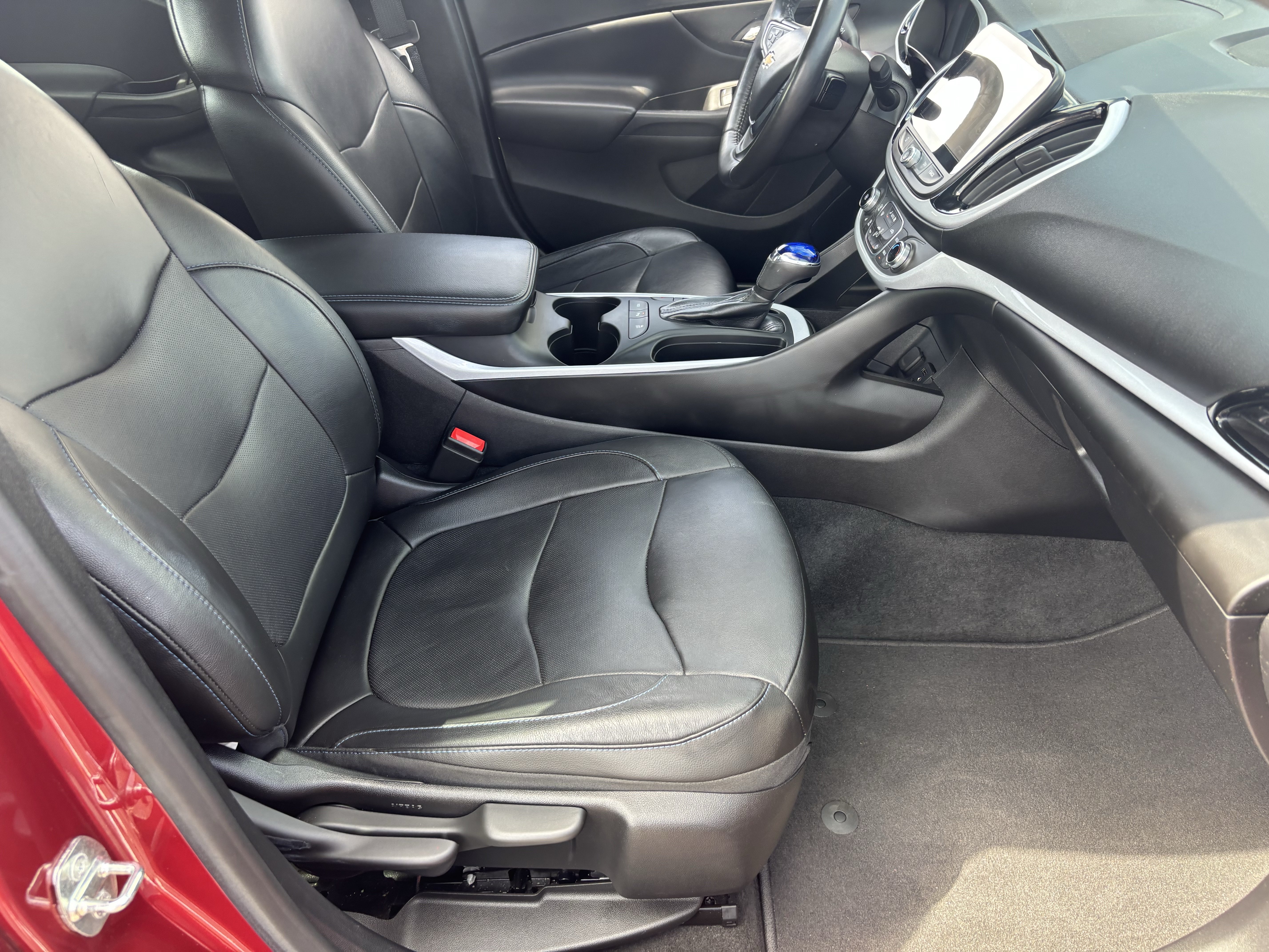 Used 2018 Chevrolet Volt LT w/ LT Driver Confidence Package FWD image 9