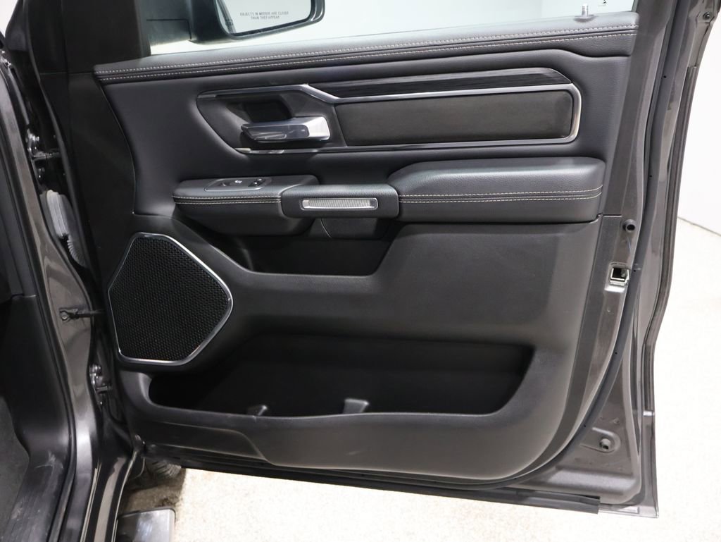 Used 2024 RAM 1500 Laramie image 22
