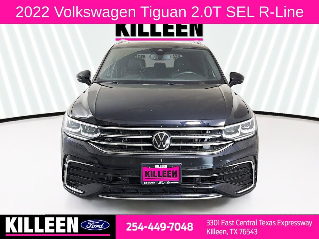 Used 2022 Volkswagen Tiguan SEL R-Line image 2