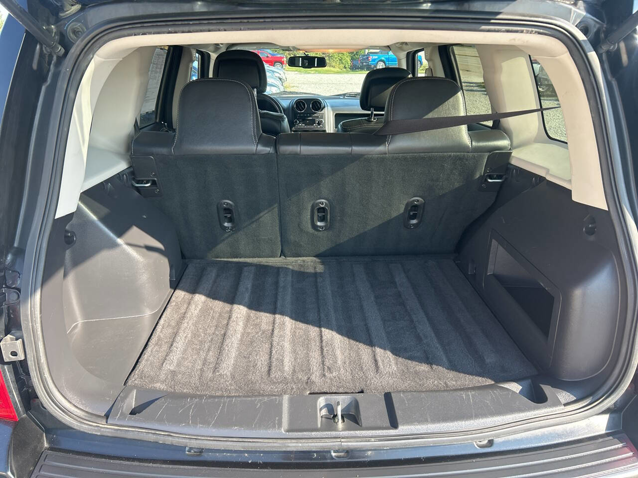 Used 2017 Jeep Patriot Sport w/ Power Value Group image 17