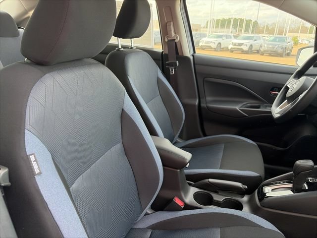 New 2025 Nissan Versa SV w/ Trunk Package FWD image 21