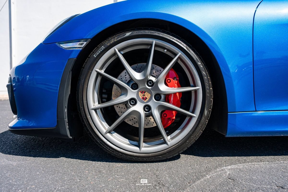 Used 2016 Porsche Boxster Spyder RWD image 9