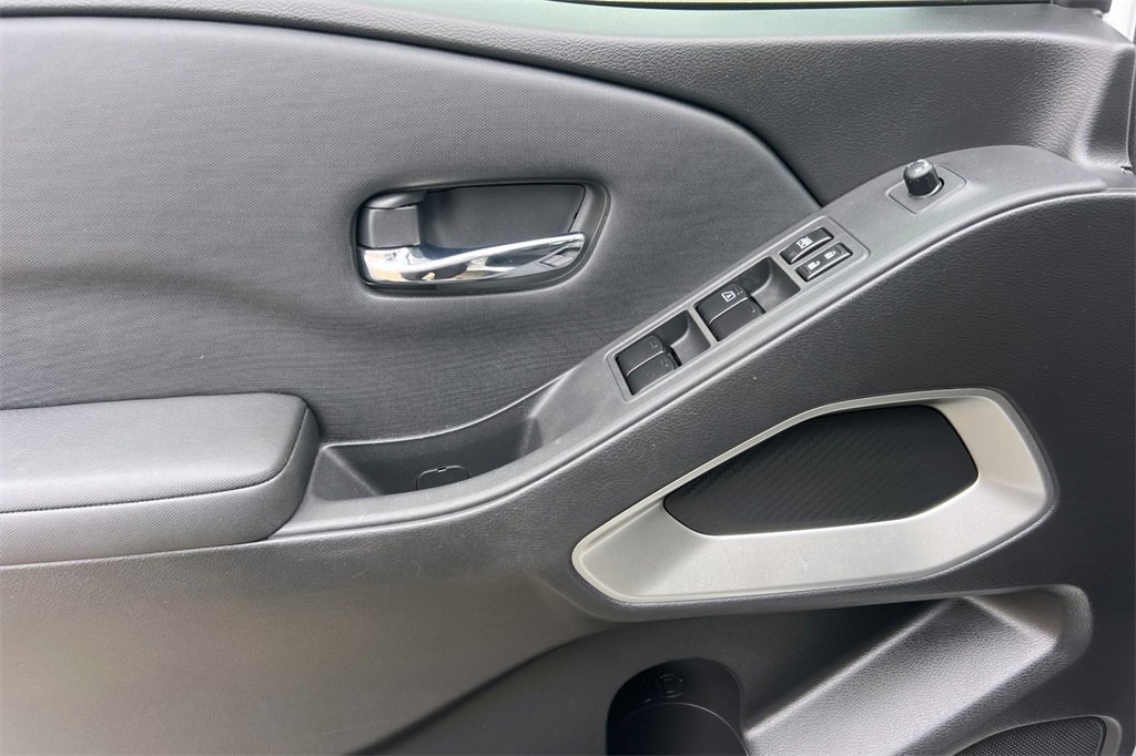 Used 2022 Nissan Frontier SV image 14