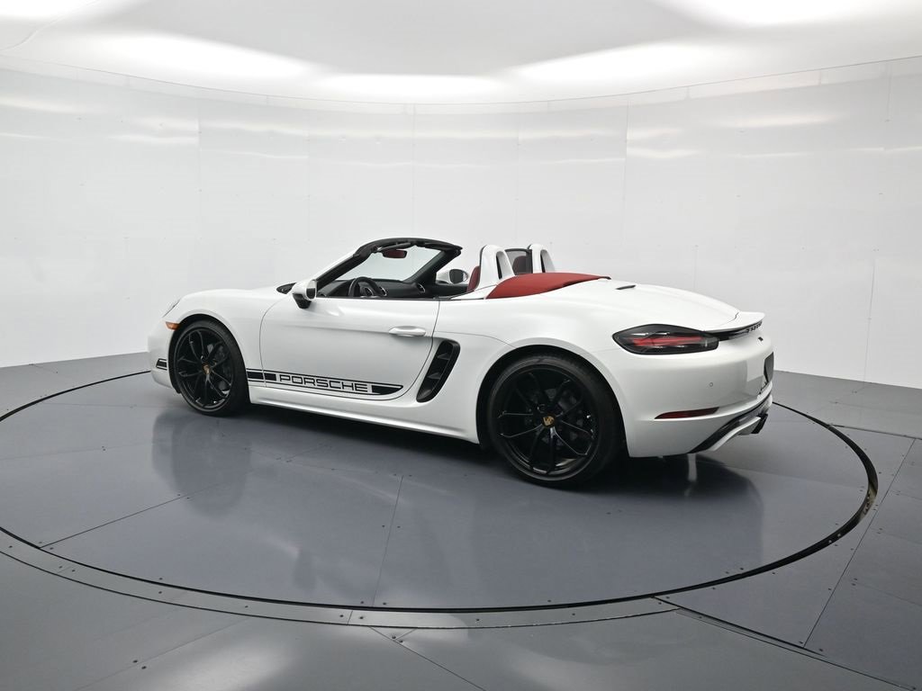 Used 2024 Porsche 718 Boxster image 3