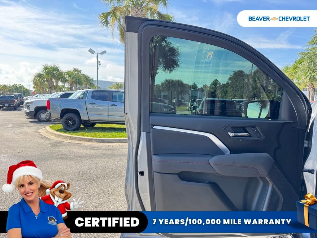 Used 2024 Chevrolet Colorado Z71 w/ Z71 Convenience Package 2 image 31