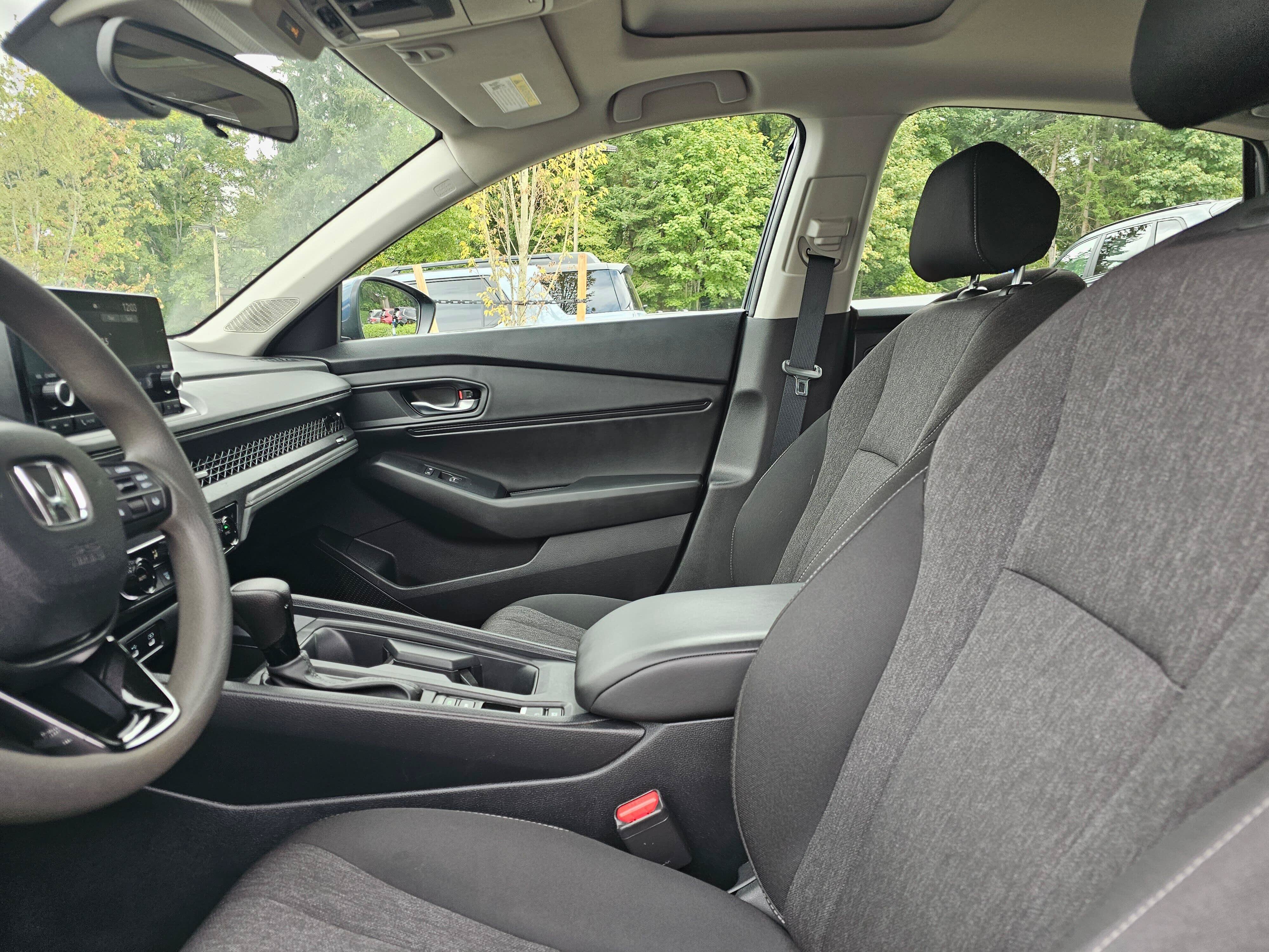 Used 2023 Honda Accord EX image 24