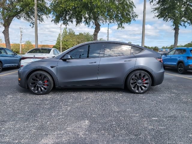 Used 2022 Tesla Model Y Performance image 3