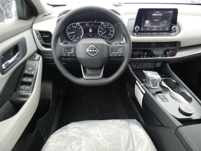 New 2026 Nissan Rogue SV AWD/4WD image 11
