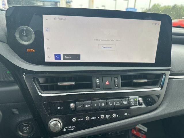 Used 2024 Lexus ES 350 Ultra Luxury w/ Accessory Package (Z1) FWD image 12
