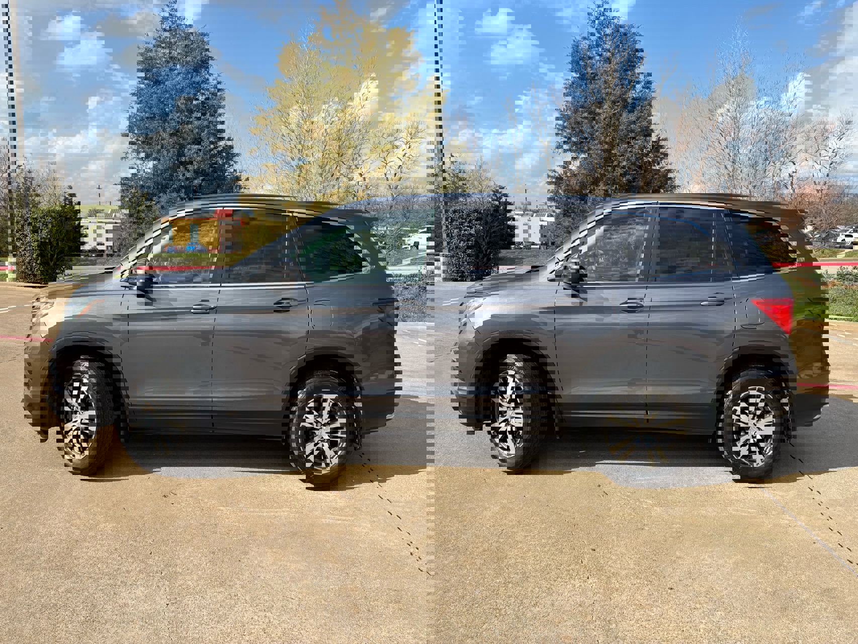 Used 2016 Honda Pilot EX image 10