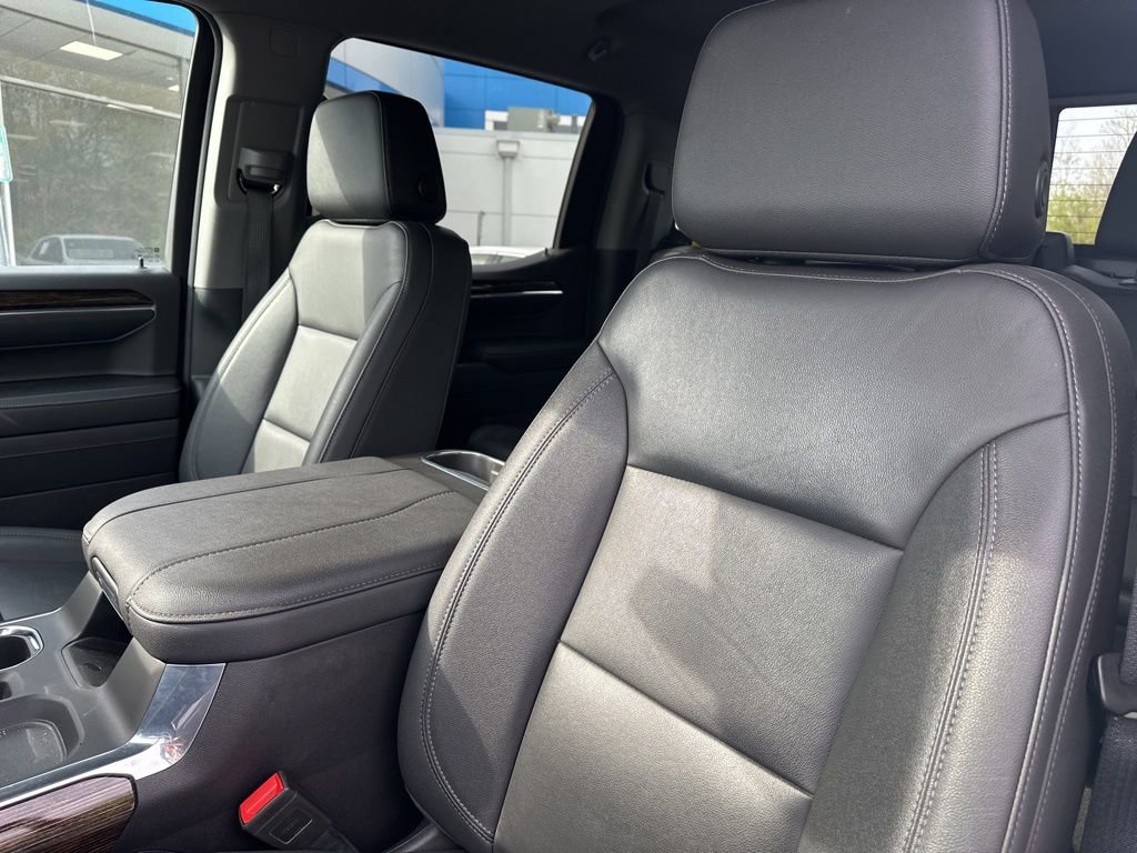Used 2024 GMC Sierra 1500 Elevation w/ Elevation Premium Package image 11