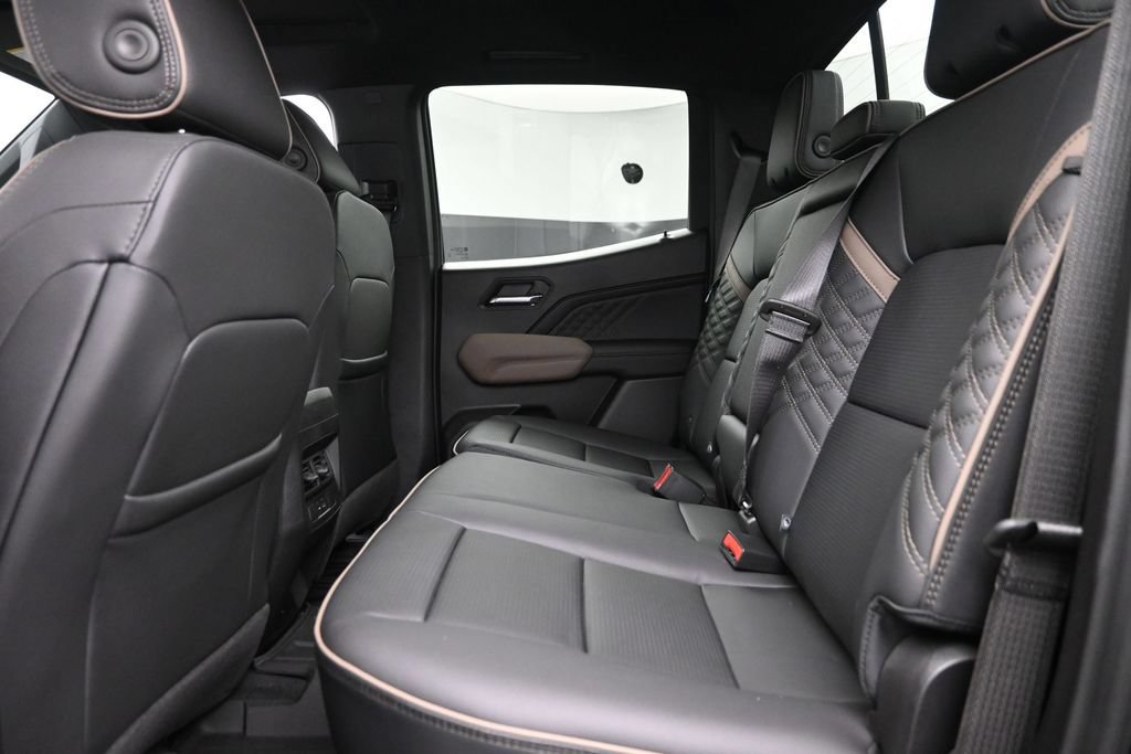 New 2026 GMC Canyon Denali AWD/4WD image 12