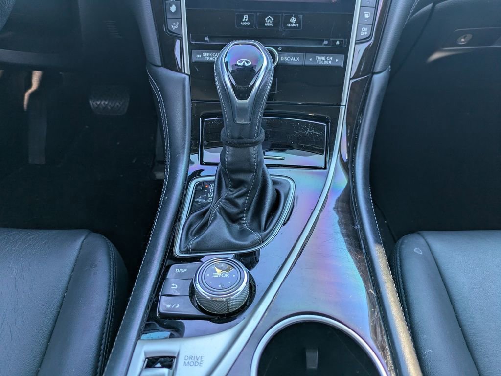 Used 2018 INFINITI Q50 Luxe w/ Cargo Package (L95) image 16
