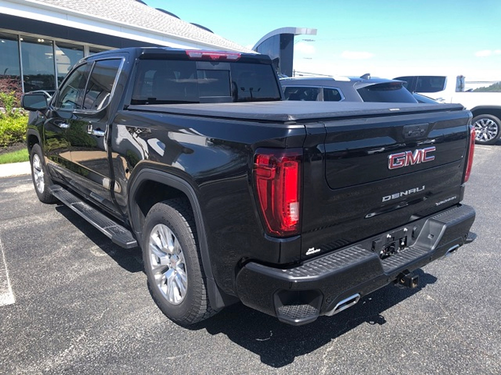 Used 2026 GMC Sierra 1500 Denali w/ Technology Package image 6