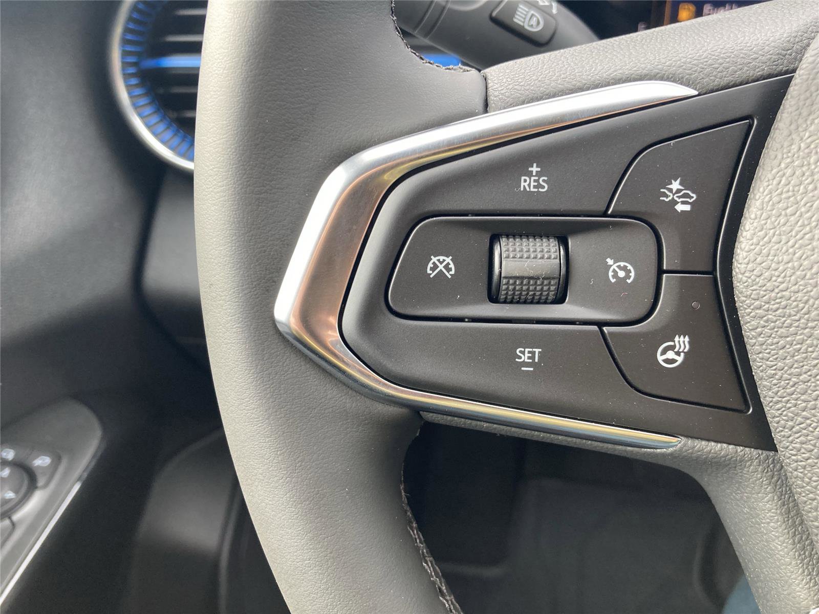 New 2026 Chevrolet Trax LT w/ Driver Confidence Package image 33