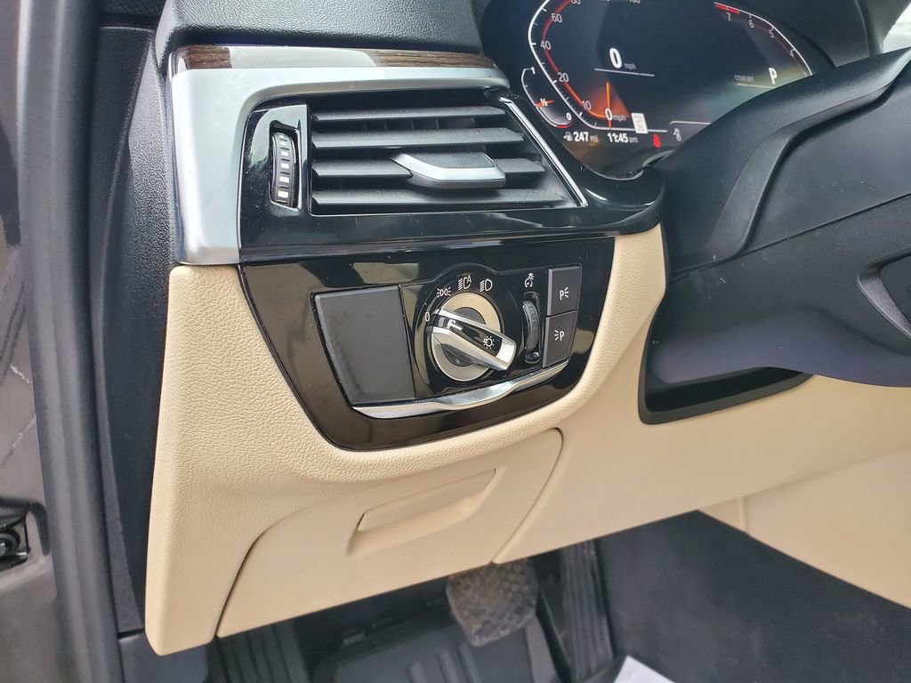 Used 2020 BMW 540i xDrive w/ Convenience Package image 20