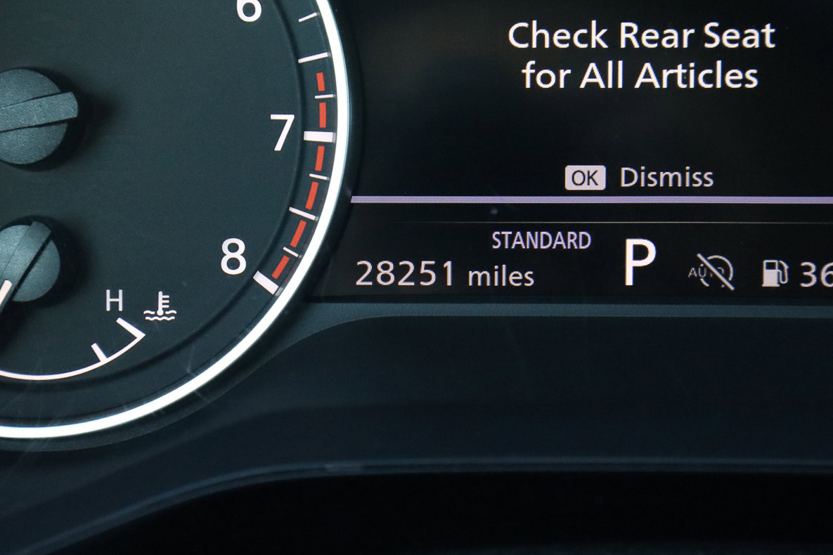 Used 2025 Nissan Pathfinder SV image 29