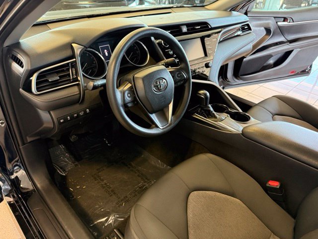 Used 2020 Toyota Camry LE w/ Convenience Package FWD image 28