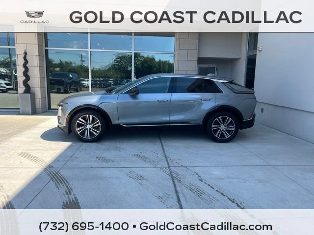 Certified 2024 Cadillac Lyriq Luxury RWD image 2