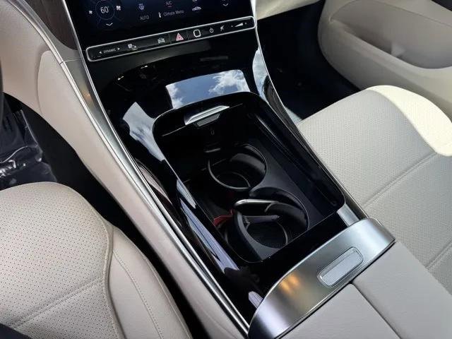 New 2025 Mercedes-Benz GLC 300 image 16