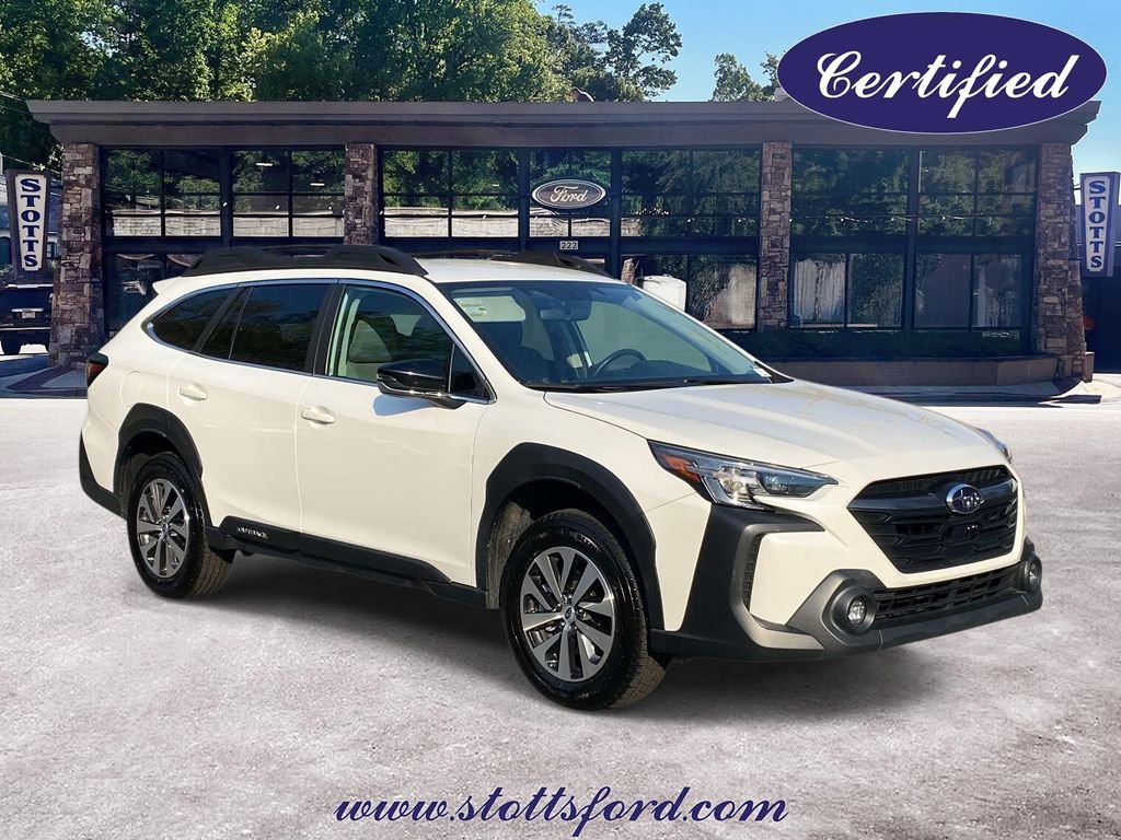 Used 2024 Subaru Outback Premium image 1