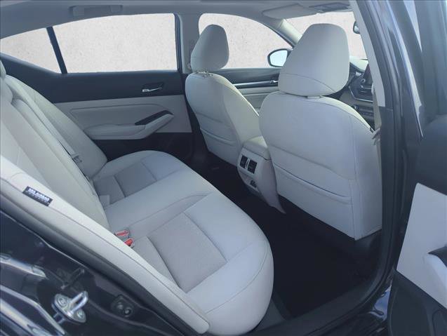 Used 2019 Nissan Altima 2.5 SV image 28