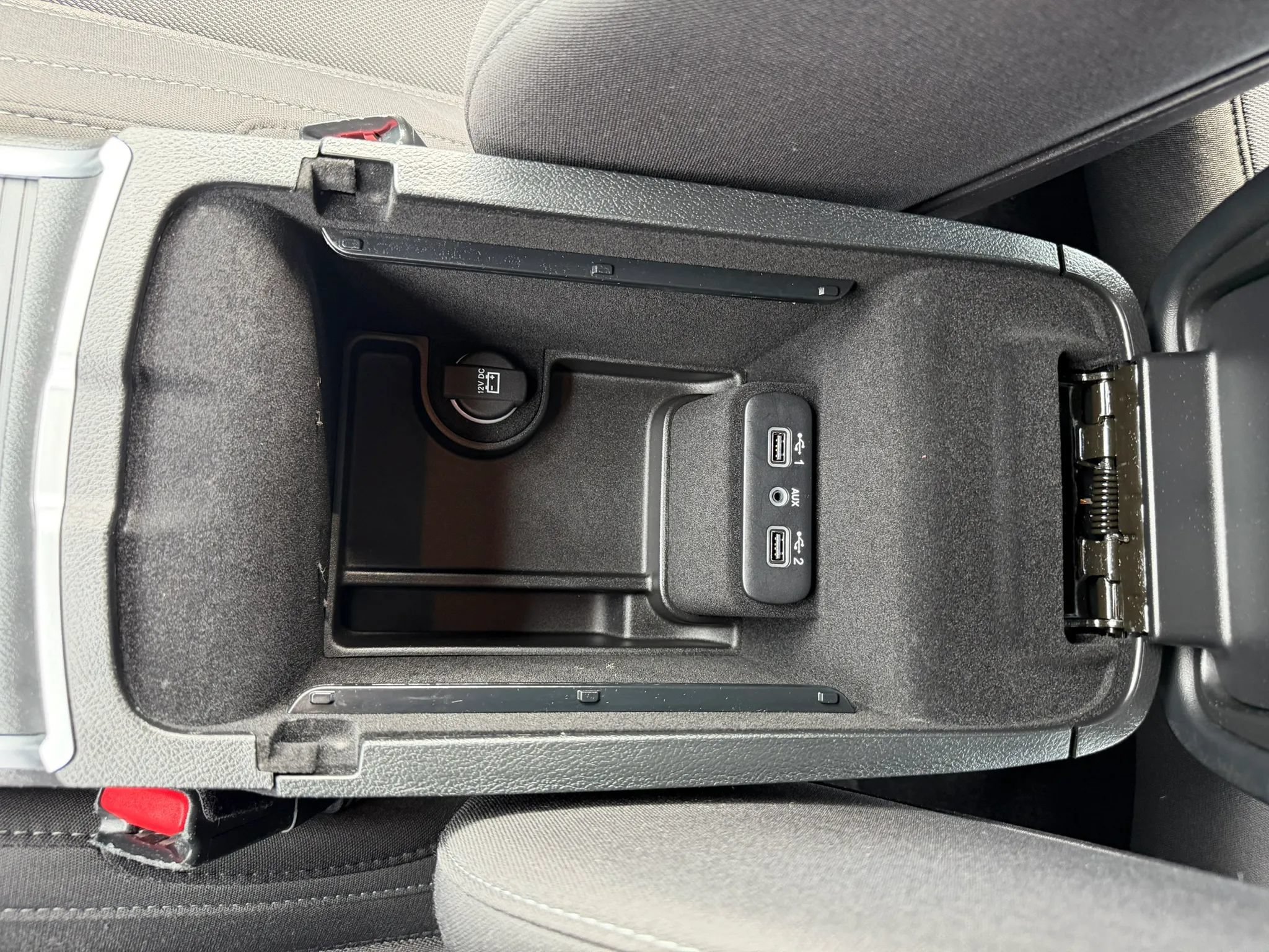 Used 2019 Dodge Charger SXT AWD/4WD image 30