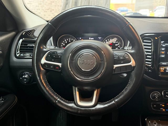 Used 2018 Jeep Compass Limited w/ Navigation Group FWD image 15