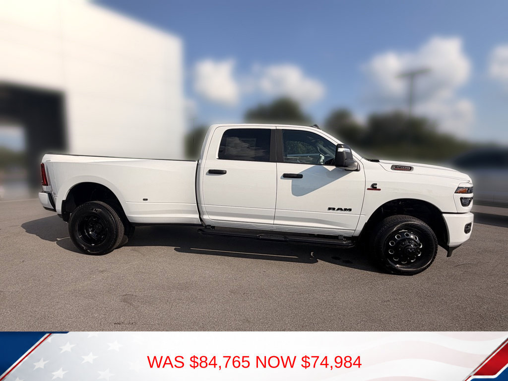 New 2026 RAM 3500 Big Horn AWD/4WD image 3