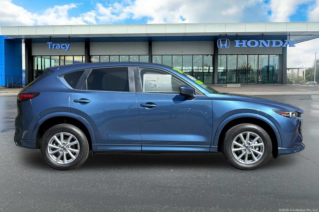 Used 2024 MAZDA CX-5 AWD 2.5 S w/ Select Package image 4