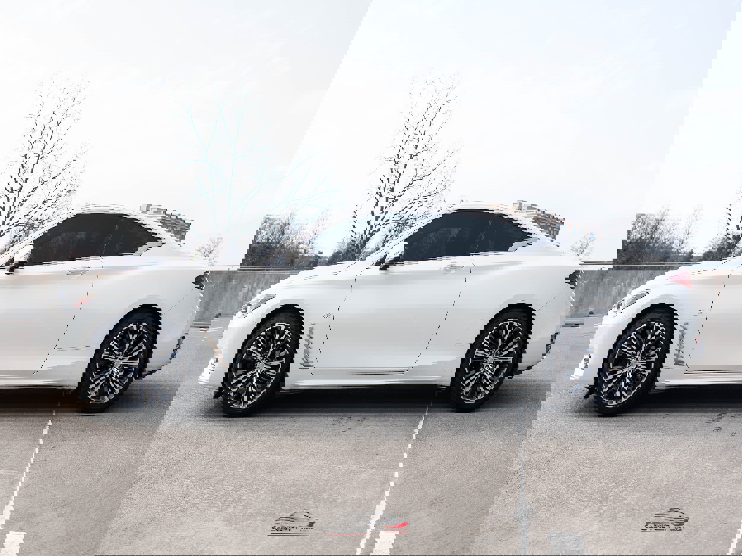 Used 2019 INFINITI Q60 3.0t Luxe w/ Essential Package image 4
