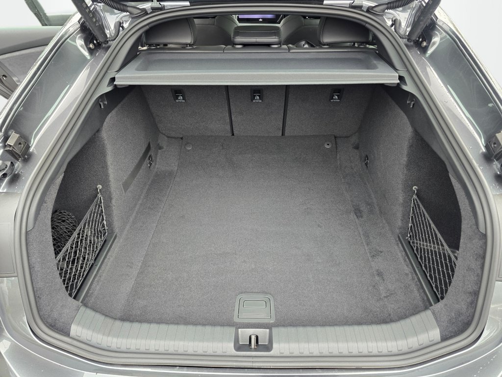 New 2027 Audi S6 e-tron Prestige AWD/4WD image 11