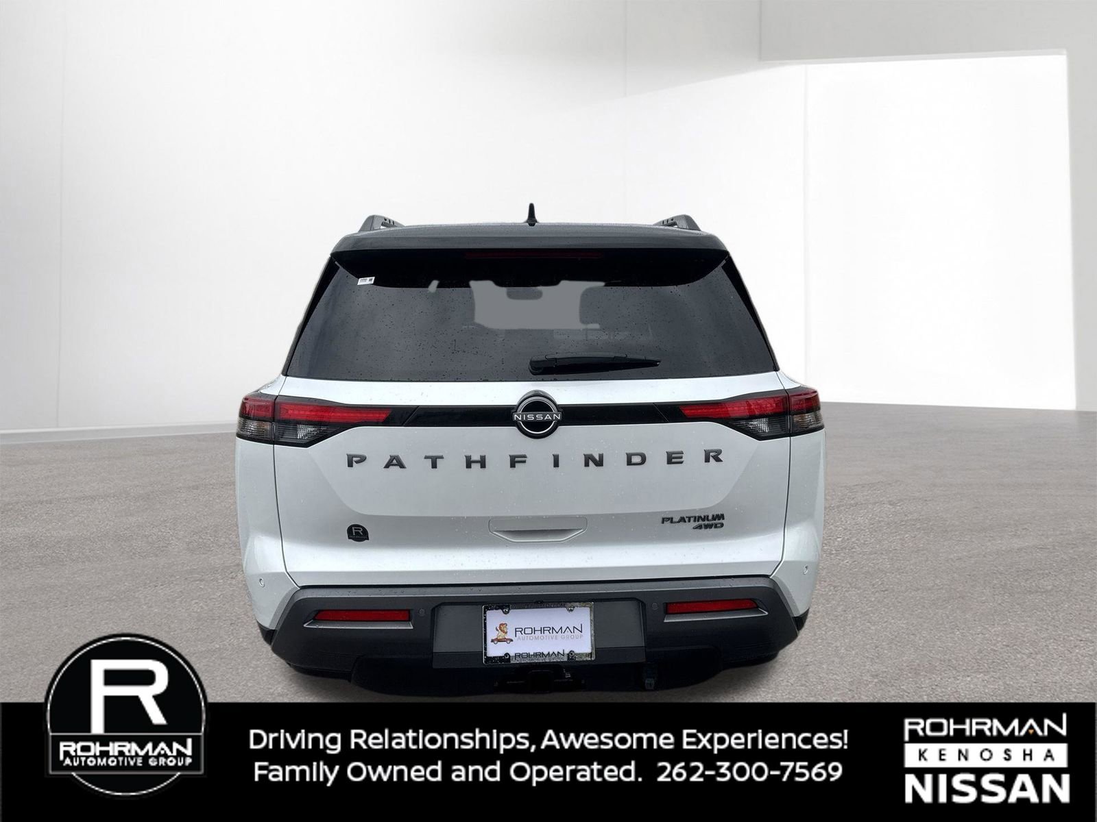 Used 2026 Nissan Pathfinder Platinum AWD/4WD image 7