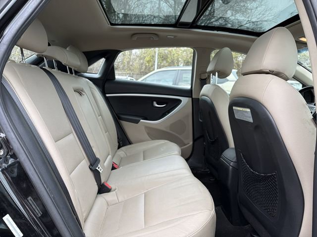 Used 2014 Hyundai Elantra GT w/ Option Group 03 image 12