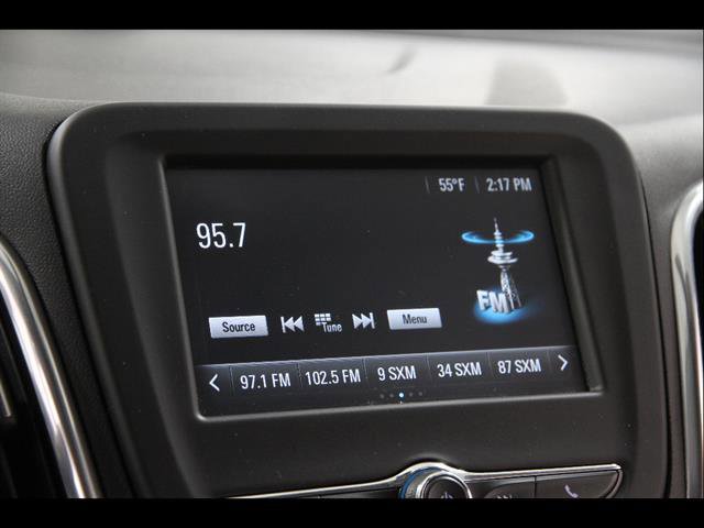 Used 2018 Chevrolet Equinox LT image 10