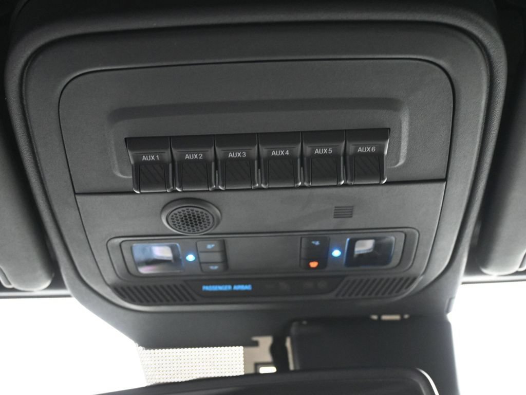 Certified 2022 Ford Bronco Wildtrak AWD/4WD image 18