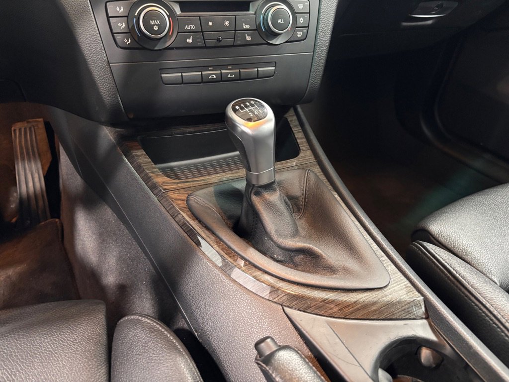 Used 2012 BMW 128i Convertible image 14