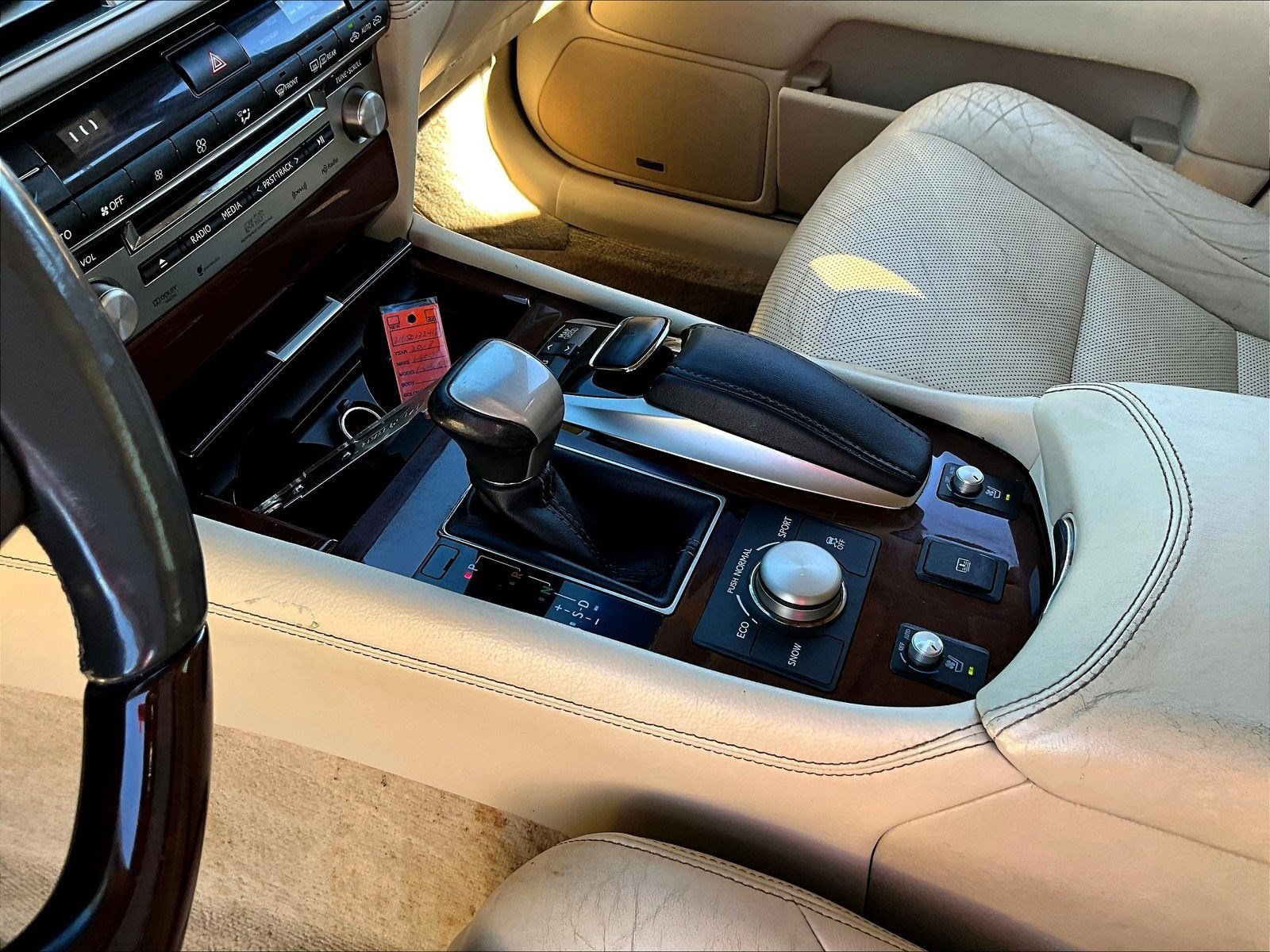 Used 2013 Lexus LS 460 AWD w/ Comfort Pkg image 18