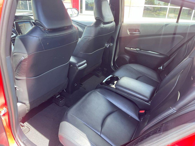 Used 2018 Toyota Prius Prime Advanced w/ Carpet Mat Package FWD image 12