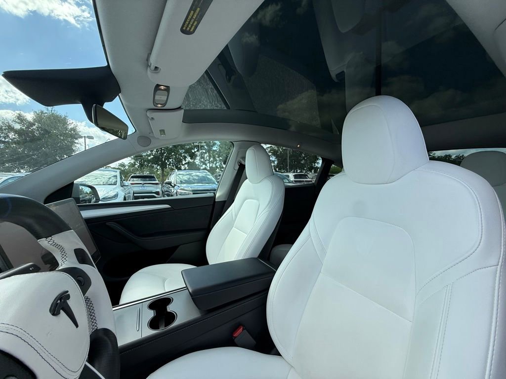 Used 2023 Tesla Model Y Performance image 21