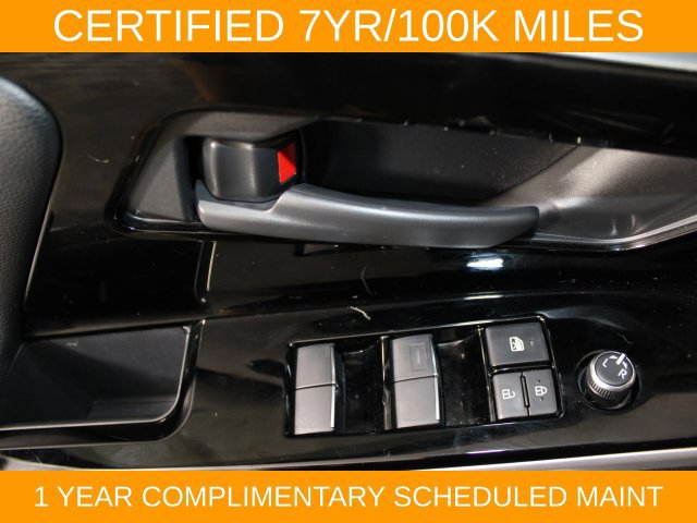 Used 2024 Toyota bZ4X FWD image 16
