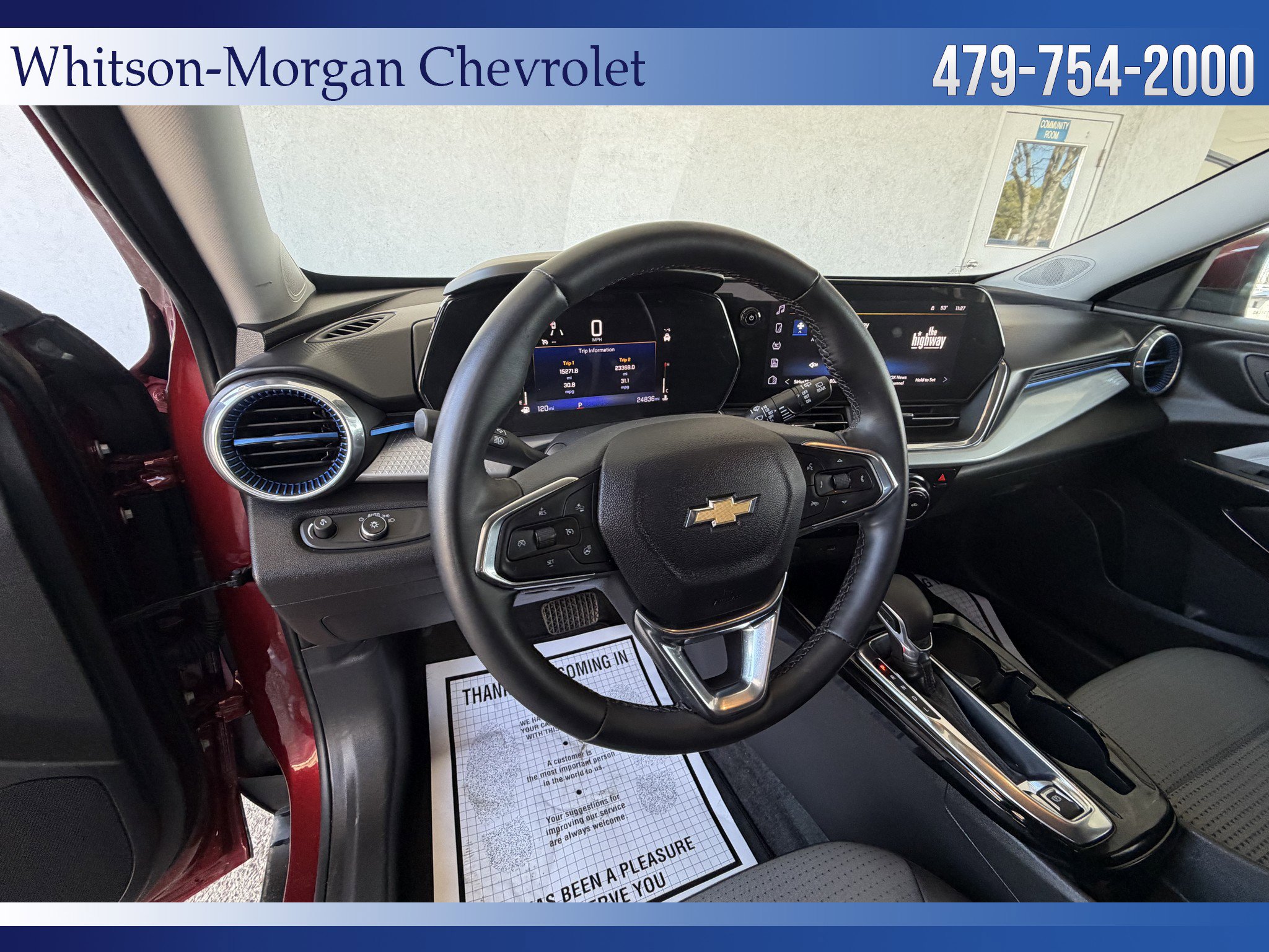 Used 2025 Chevrolet Trax LT w/ LT Convenience Package image 10