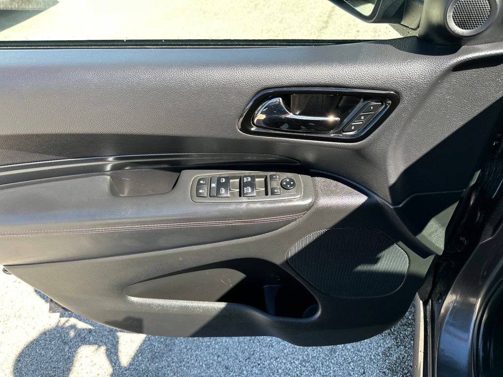 Used 2021 Dodge Durango R/T w/ Tow 'N Go Group AWD/4WD image 25